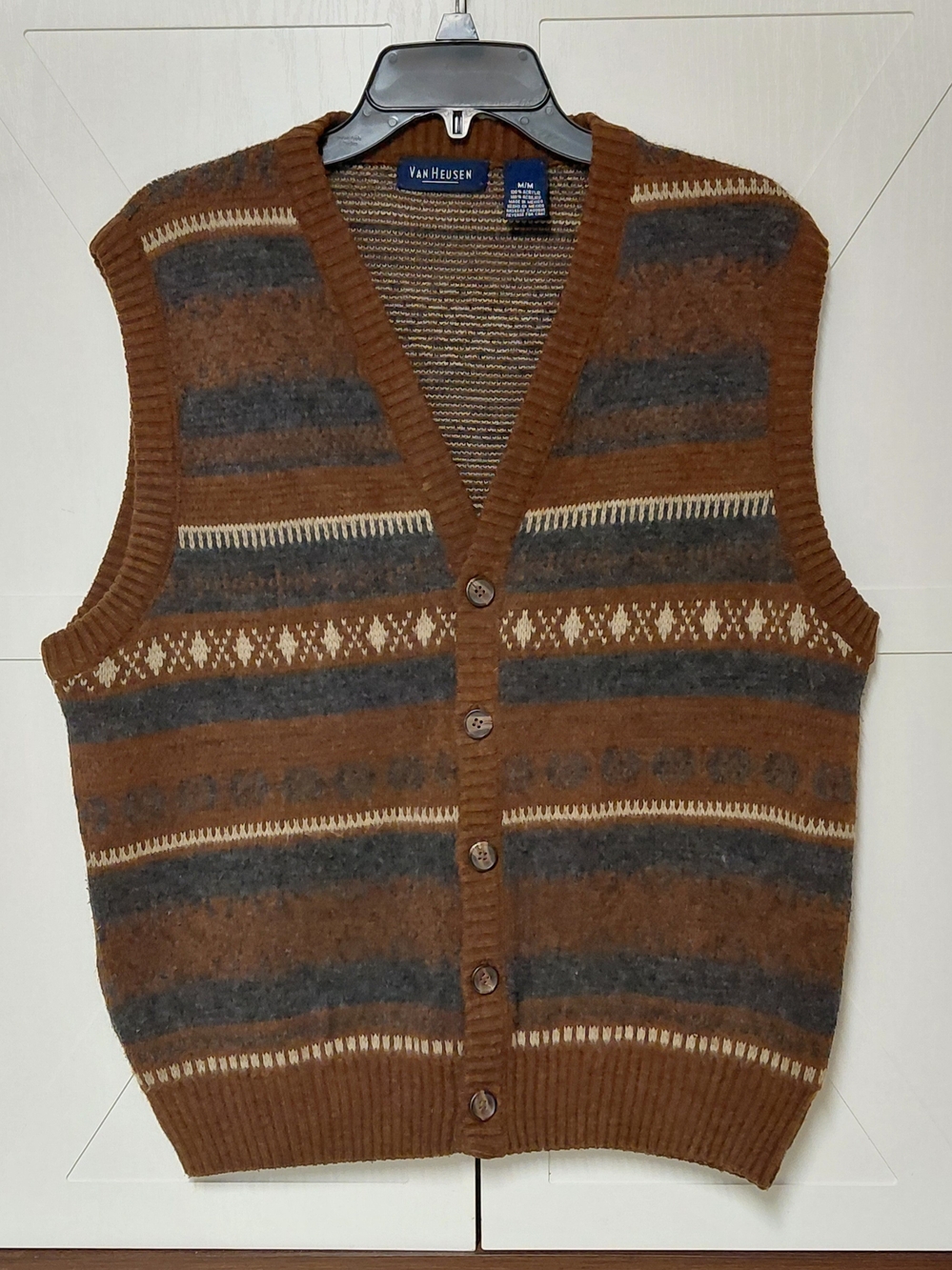 Van Heusen Mens Fair Isle Sweater/Cardigan Style Vest Button-up 1980's Size (M)